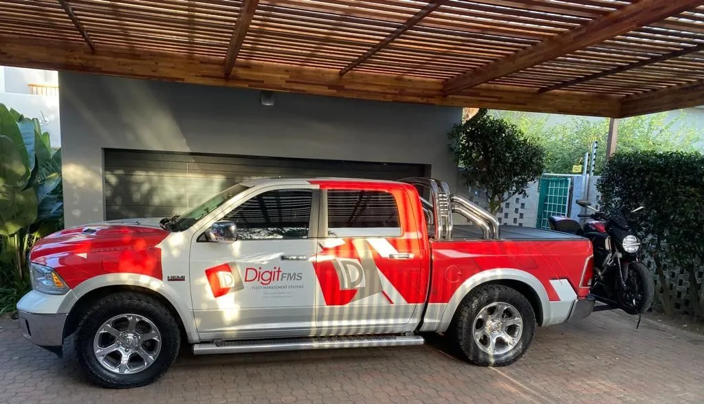 Dodge+Ram+1500+-+1-1920w.jpeg